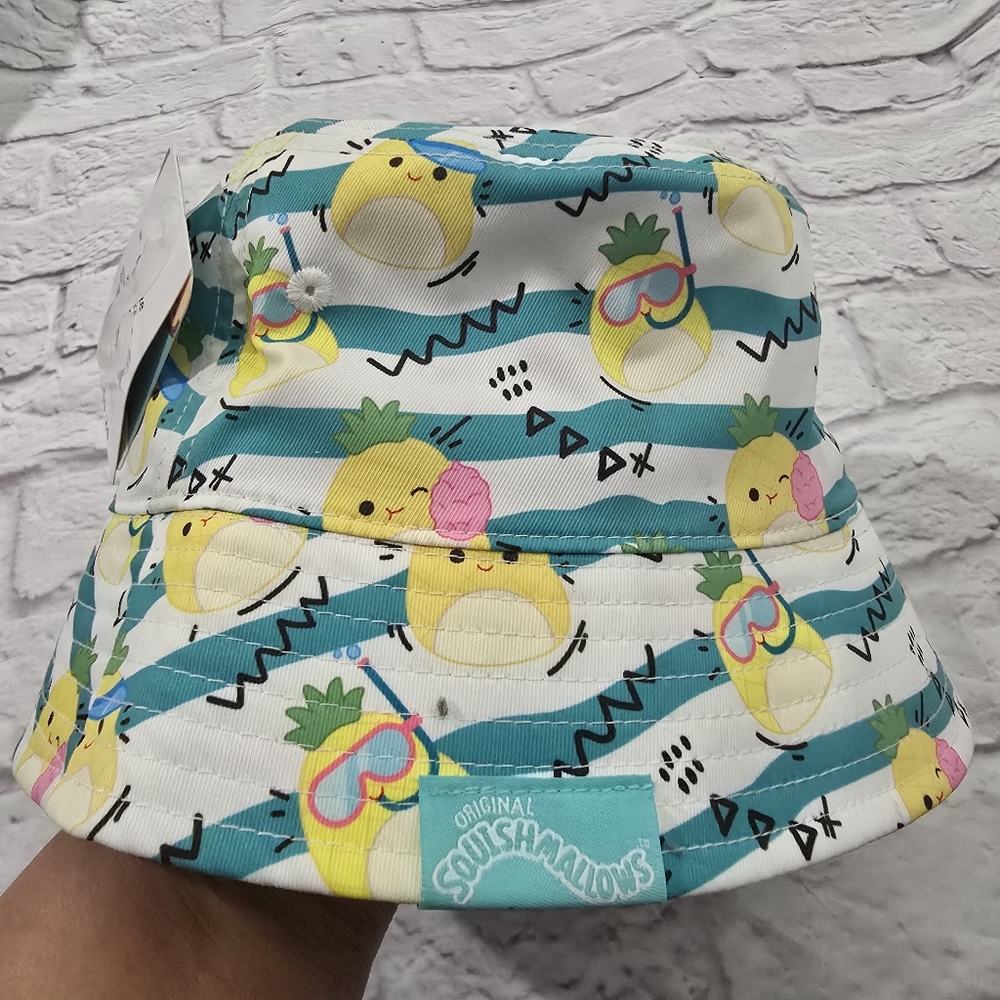 Squishmallows Maui Pineapple Bucket Hat